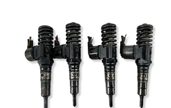 Audi A3 S3 8P Fuel injectors set 0414720404