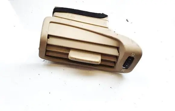 Skoda Superb B6 (3T) Dashboard side air vent grill/cover trim 3t0819384