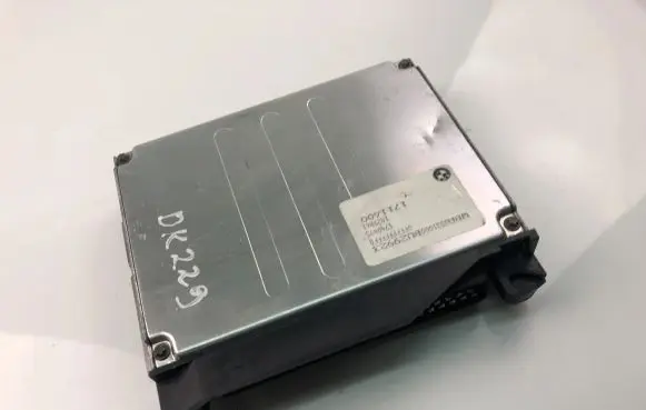 BMW 5 E39 Engine control unit/module ECU 1711600