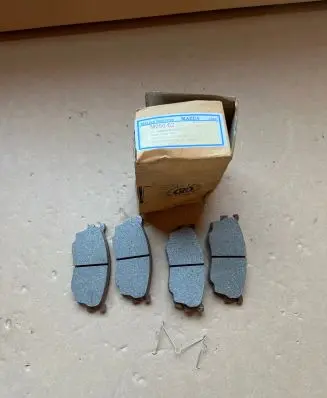Mazda 626 Brake pads (front) GFYR3323Z