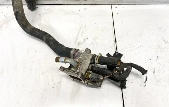 Ford Focus Engine coolant pipe/hose 1s7g8k556aj 1s7g-8k556-aj