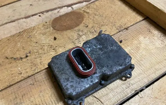 Mercedes-Benz E W211 Headlight ballast module Xenon a0028202426 0028202426