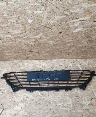Renault Megane IV Front bumper upper radiator grill
