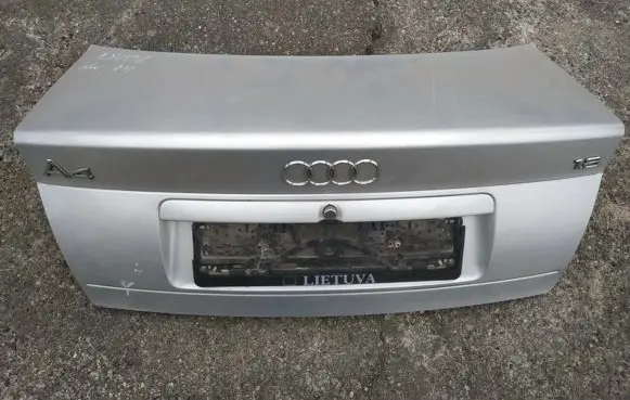 Audi A4 S4 B5 8D Tailgate/trunk/boot lid pilkas