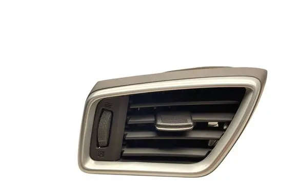 Nissan Qashqai Dashboard side air vent grill/cover trim 68761HV00B