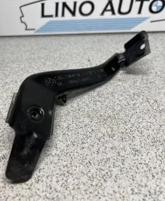 BMW 5 E60 E61 Radiator support slam panel bracket 7060814