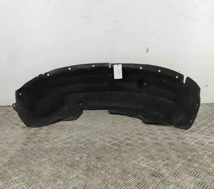 Rear arch fender liner splash guards