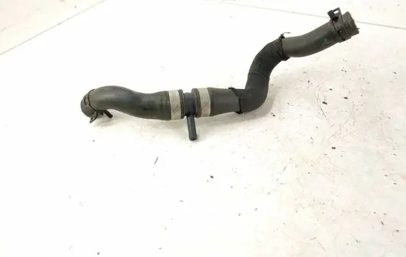 Mercedes-Benz C W205 Engine coolant pipe/hose DALISID4412 2058301202 A2058301202