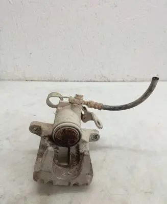 Volkswagen PASSAT B5 Rear brake caliper