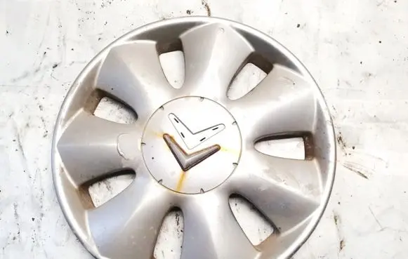 Citroen Evasion R15 wheel hub/cap/trim 1483078080