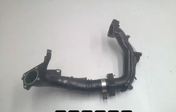 Air intake hose/pipe