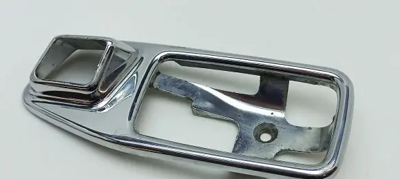 Mercedes-Benz 280 450 W116 Front door handle cover 1167660111