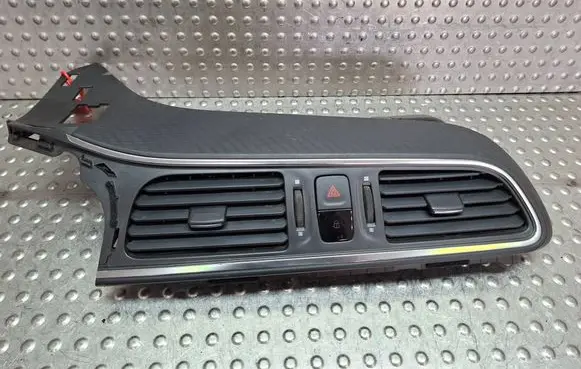 Renault Kadjar Dashboard side air vent grill/cover trim S26309525 687509788R