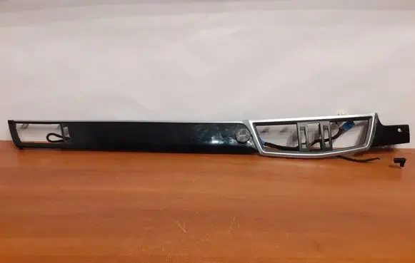Mercedes-Benz E W212 Dashboard center trim panel 2124400806 EABS20 A2126809571