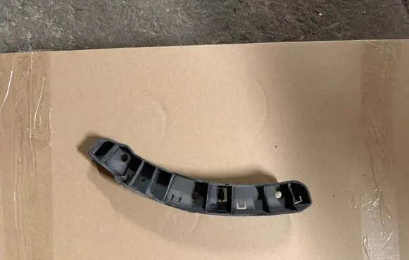 KIA Ceed Front bumper mounting bracket 9830713080