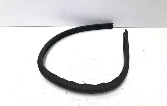 Sill/side skirt trim