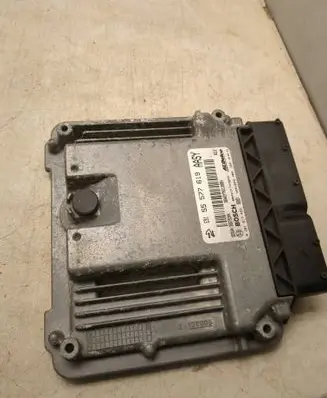 Opel Insignia A Engine control unit/module 55577619 55575349 0281017453