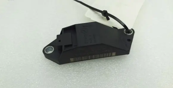 Mercedes-Benz CLS C219 Airbag deployment crash/impact sensor A0018209326