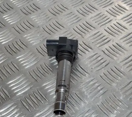 Skoda Yeti (5L) High voltage ignition coil 036905715F