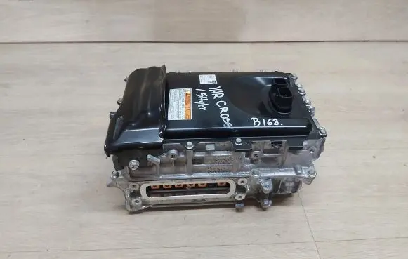 Toyota Yaris XP210 Hybrid / electric car battery G9200-52330