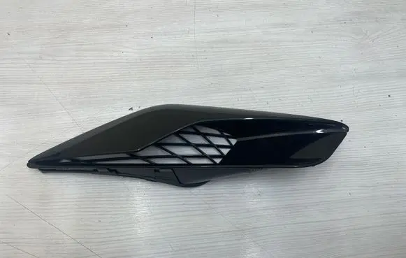 Chevrolet Corvette C7 Dashboard side air vent grill/cover trim 22898852