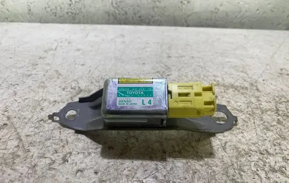 Toyota Prius (XW20) Airbag deployment crash/impact sensor 8983447020 1879000921