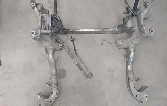 Audi A4 S4 B8 8K Front subframe AUB852416 AUB852417