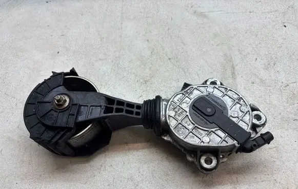 Mini One - Cooper Coupe R56 Timing belt tensioner 12335