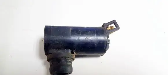 Subaru Legacy Windscreen/windshield washer pump