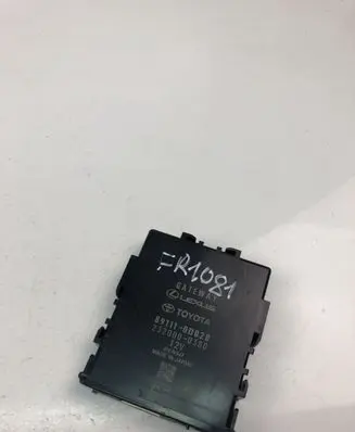 Toyota Yaris Other control units/modules 891110D020