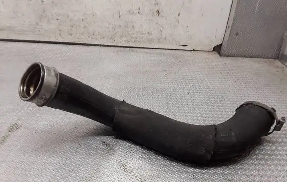 Audi A6 S6 C6 4F Intercooler hose/pipe 4F0145737d