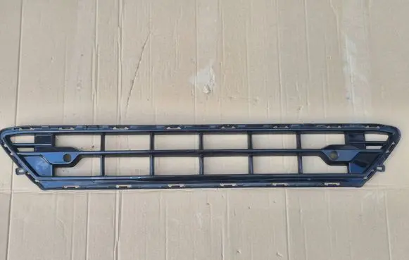 Volvo XC60 Front bumper lower grill 31449130