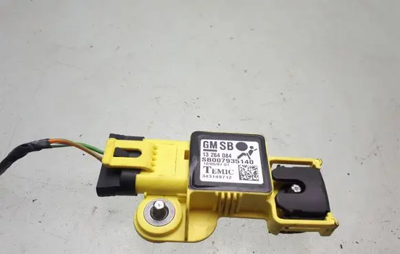 Opel Zafira B Airbag deployment crash/impact sensor 13264084 SB007935140