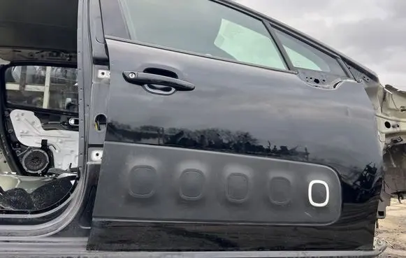 Citroen C3 Front door 
