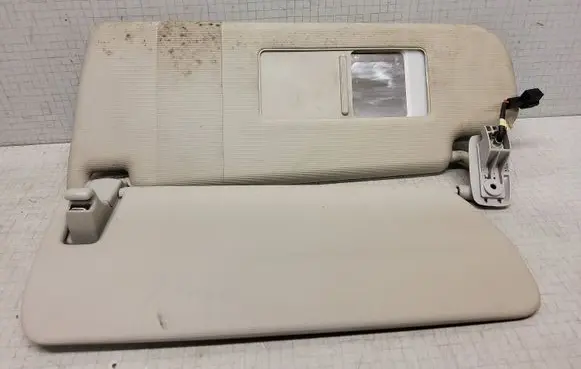 Volkswagen PASSAT B6 Sun visor 3C0857551C