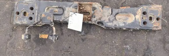 Jeep Cherokee III KJ Gearbox mounting bracket 