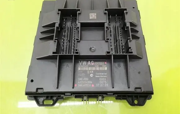 Seat Ibiza IV (6J,6P) Central body control module 6R0937086B