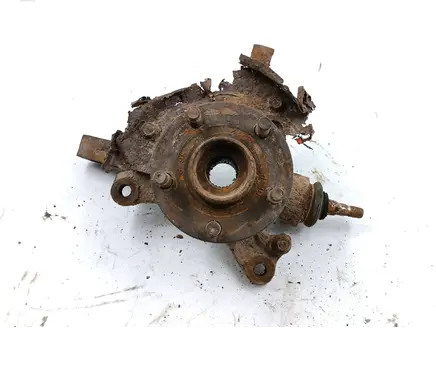 Subaru Impreza III Front wheel hub