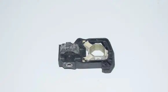 BMW 5 F10 F11 Radiator mount bracket 7575248