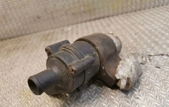 Mercedes-Benz E W210 Electric auxiliary coolant/water pump 0018351364