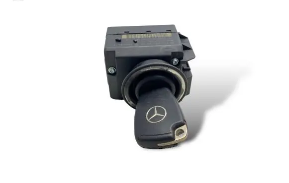 Mercedes-Benz CLS C219 Ignition lock A2115452308