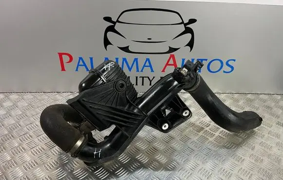 Intake resonator