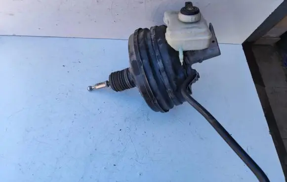 Audi A4 S4 B8 8K Master brake cylinder 8K0611301A