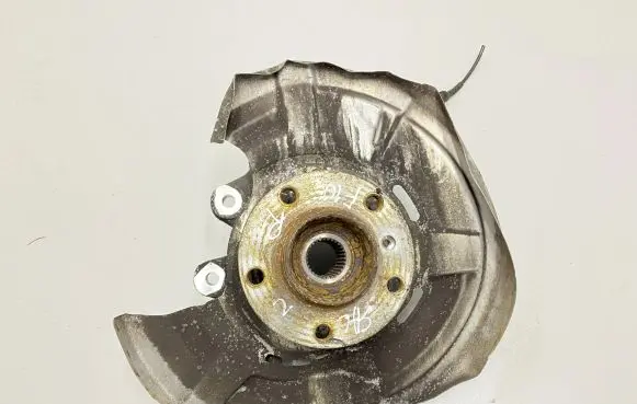 BMW 5 F10 F11 Rear wheel hub 6793770