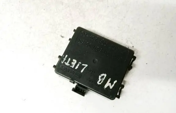 Mercedes-Benz E W211 Rain sensor a2118202285 5dc008424-02