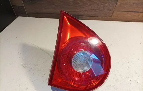 Volkswagen Golf V Tailgate rear/tail lights 28508004
