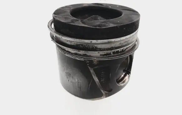 Mercedes-Benz C W204 Piston 8349p