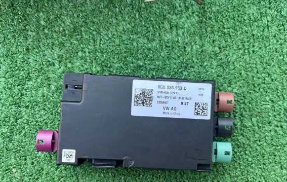 Volkswagen Golf VIII Other control units/modules 5G0035953D 33288407 1844916809