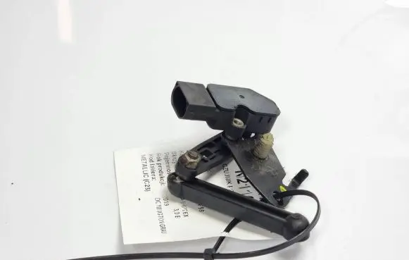 BMW X4M F98 Headlight/headlamp level sensor 