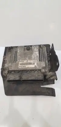 Opel Zafira B Engine control unit/module 0281012549 55198922 1039S11633